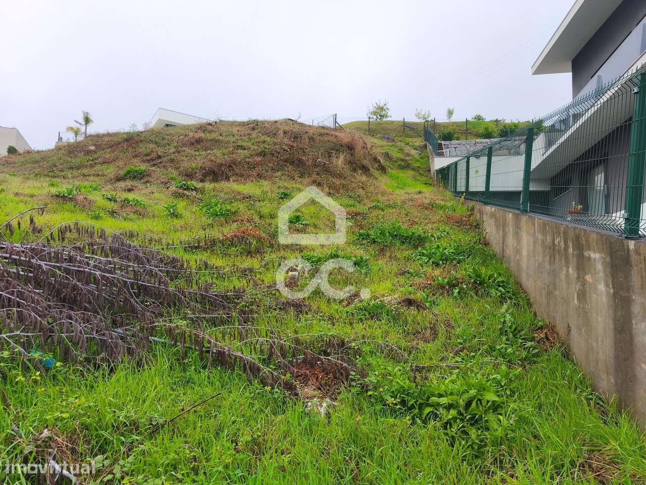 Terreno para construção em Fermentões - Guimarães-3