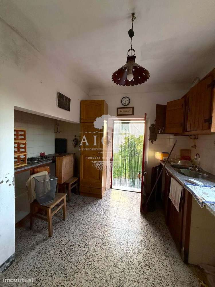 Moradia T2 Térrea com Quintal na Graça do Divor-14