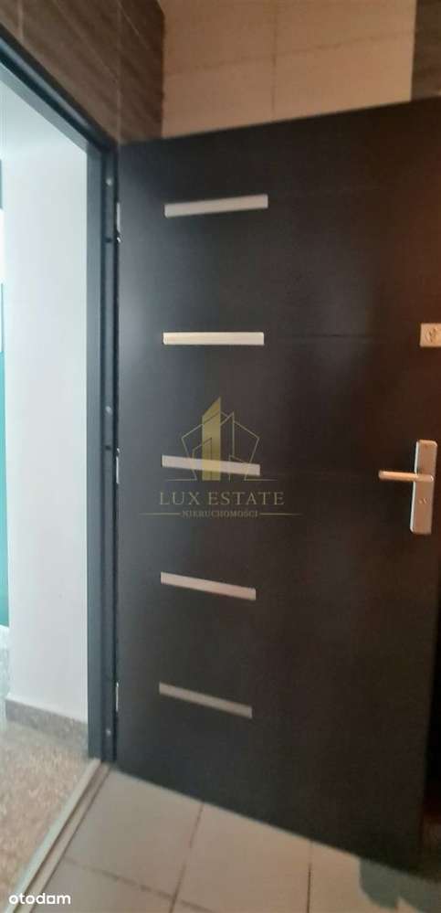 CentrumDuże witryny Atrakcyjny Lokal Przy głDrodze-1