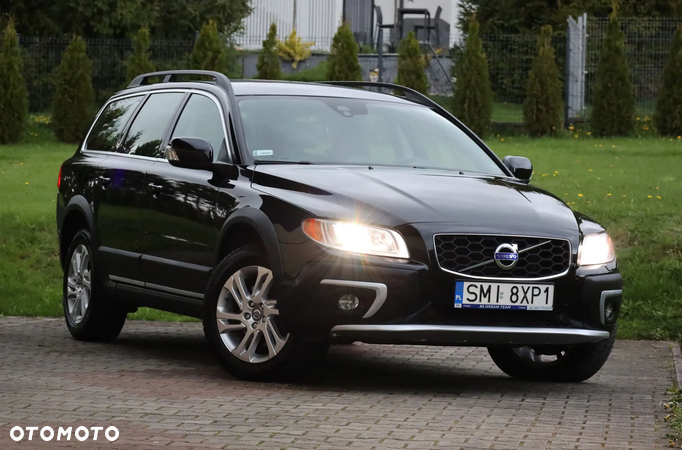 Volvo XC 70 D5 AWD Dynamic Summum - 2