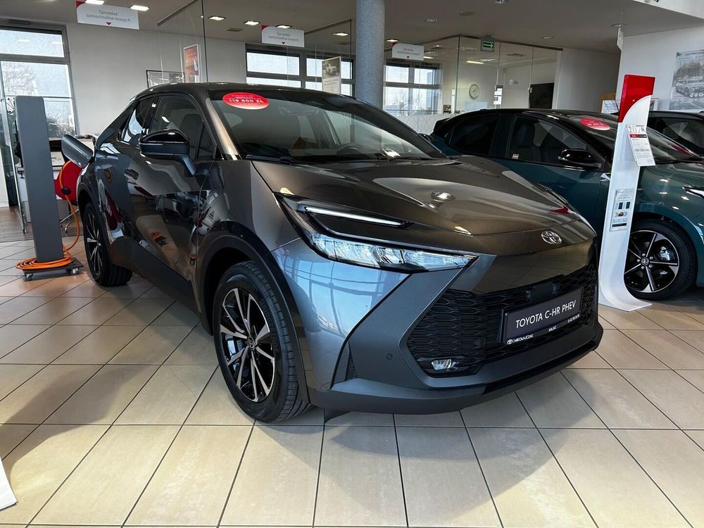 Toyota C-HR 2025