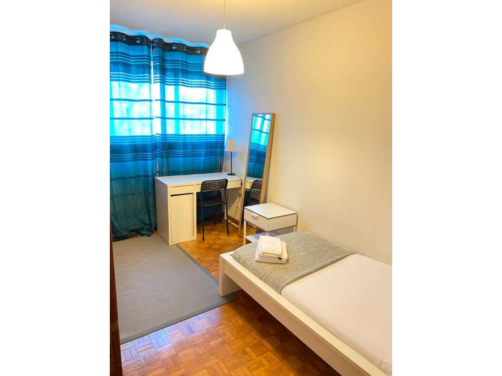 Apartamento à venda na Rua Alferes Barrilaro Ruas, Lisboa-9