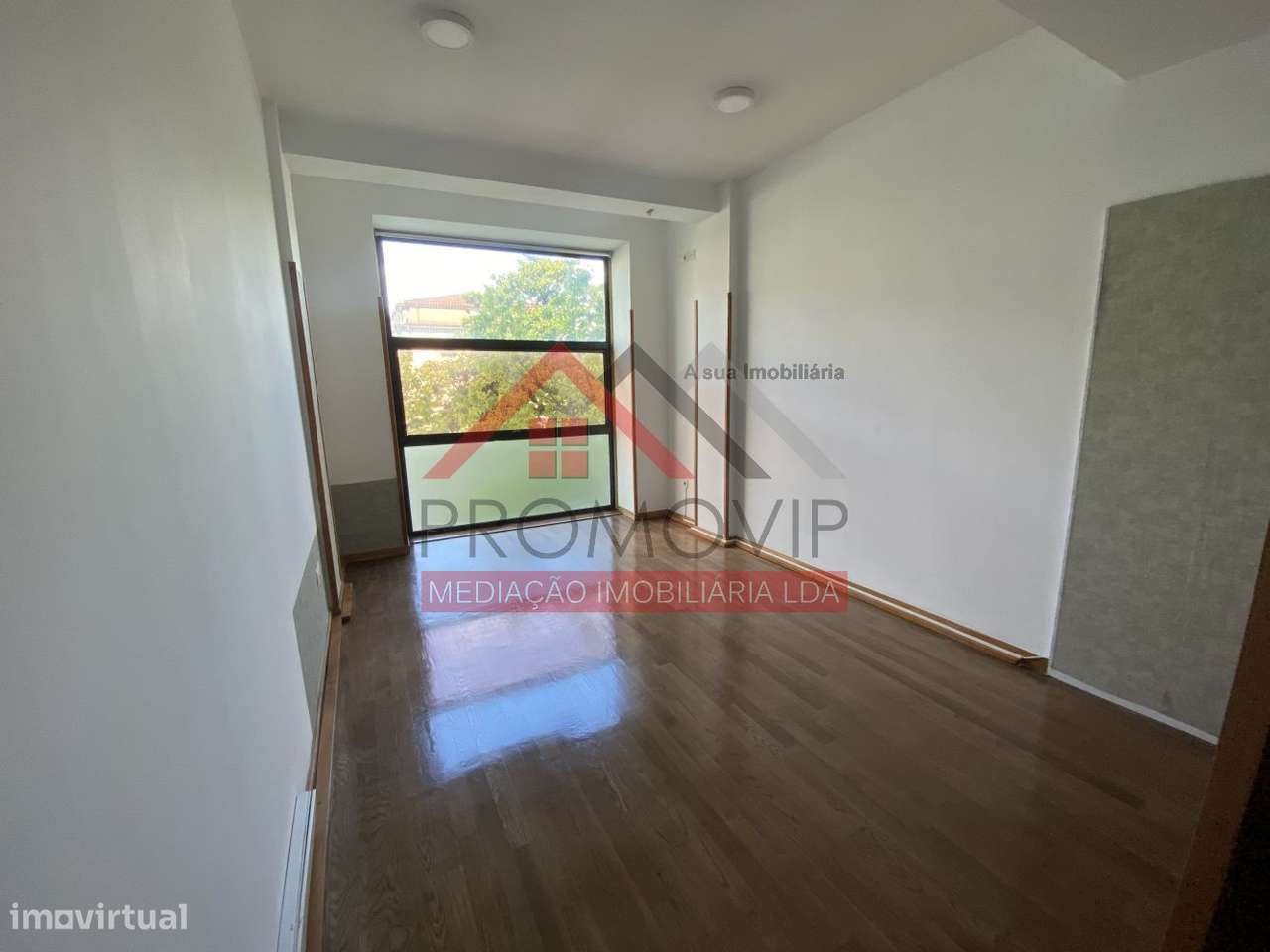 Escritório Centro de Santo Tirso - Grande imagem: 5/10