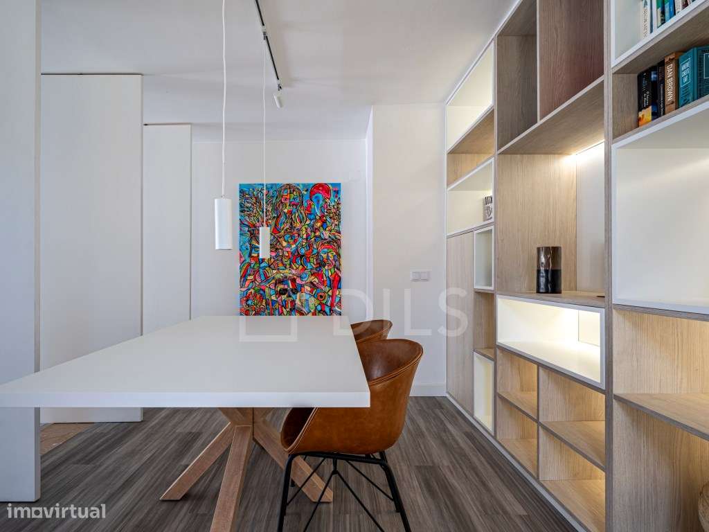 Moradia T6+1 em Soltróia, junto à praia, com piscina-12