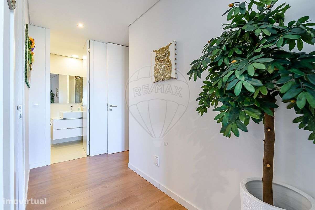 Apartamento T5 de Luxo Penthouse com terraço-11