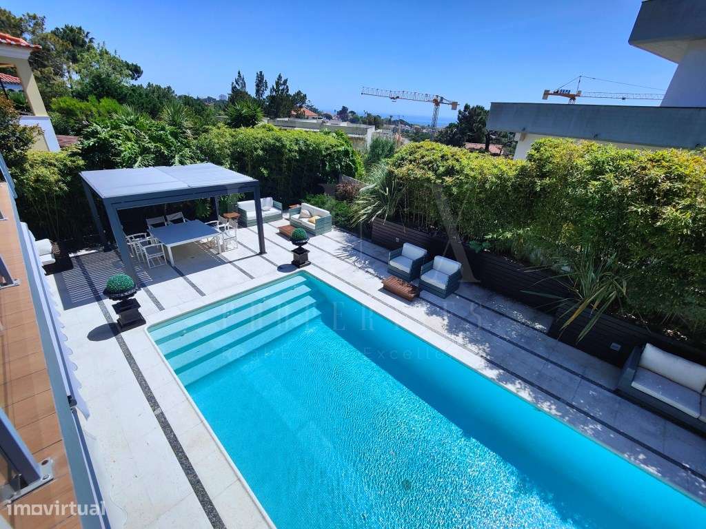 MORADIA DE LUXO NO CENTRO DO ESTORIL-19