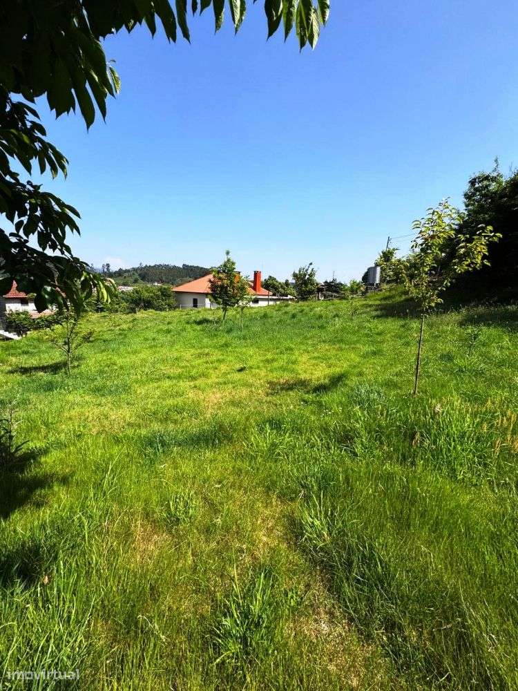 Terreno com 680 m² com possibilidade de construção de Moradia a 3km - Grande imagem: 5/20