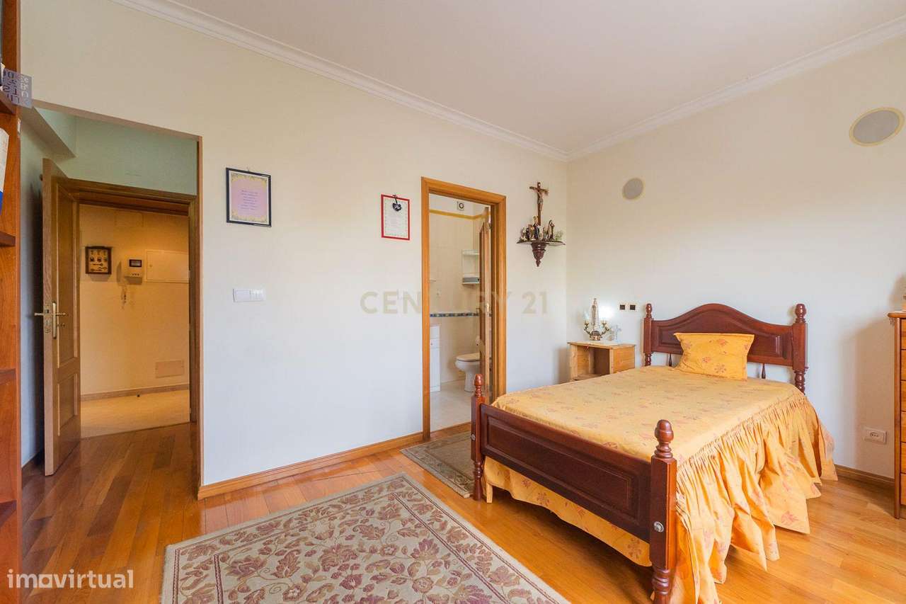 Apartamento T3 c/Box | Matarraque-5