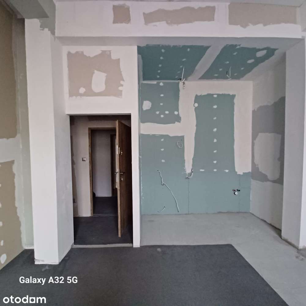 Kawalerka w klimatycznym budynku z czerwonej cegły-2