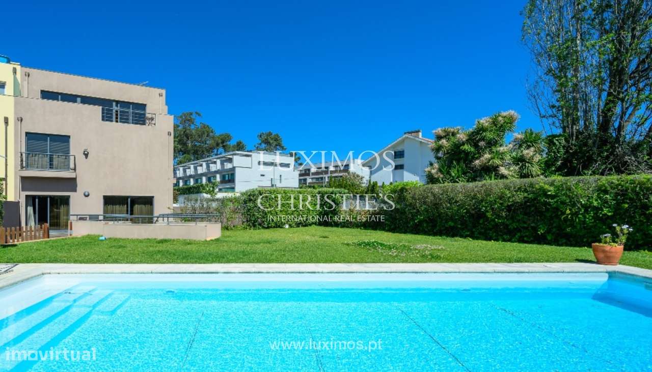 Moradia V5 com piscina, à venda, ao Parque da Cidade do Porto - Grande imagem: 2/25