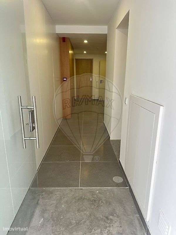 Apartamento T0 para arrendamento - Grande imagem: 4/14