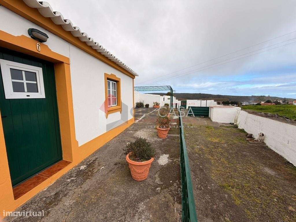 Moradia T1 – Santa Cruz-25