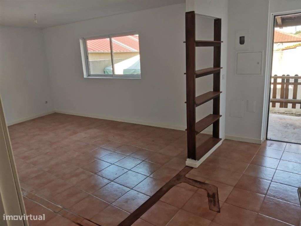 Moradia T2 em S. Mamede de Infesta - Grande imagem: 4/15