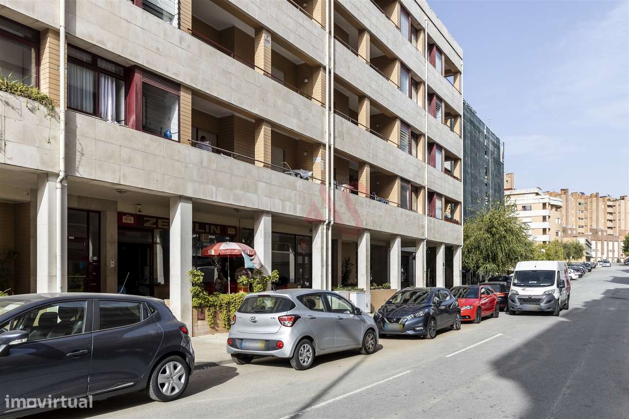 Loja + Trespasse com 147m2 na Costa, Guimarães - Grande imagem: 2/11