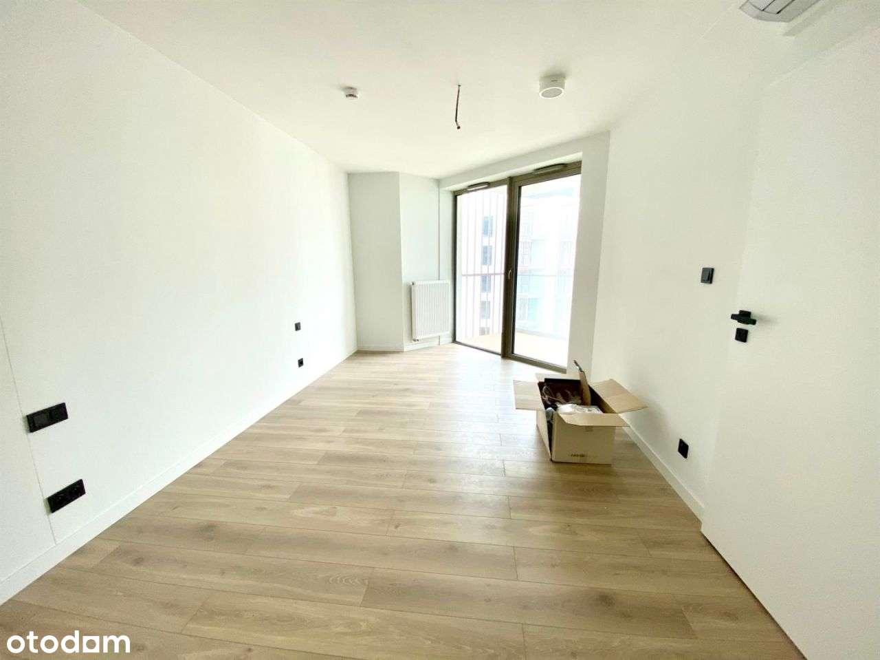 Apartament 3-pokojowy, VI pietro, Pinea, okazja!-4