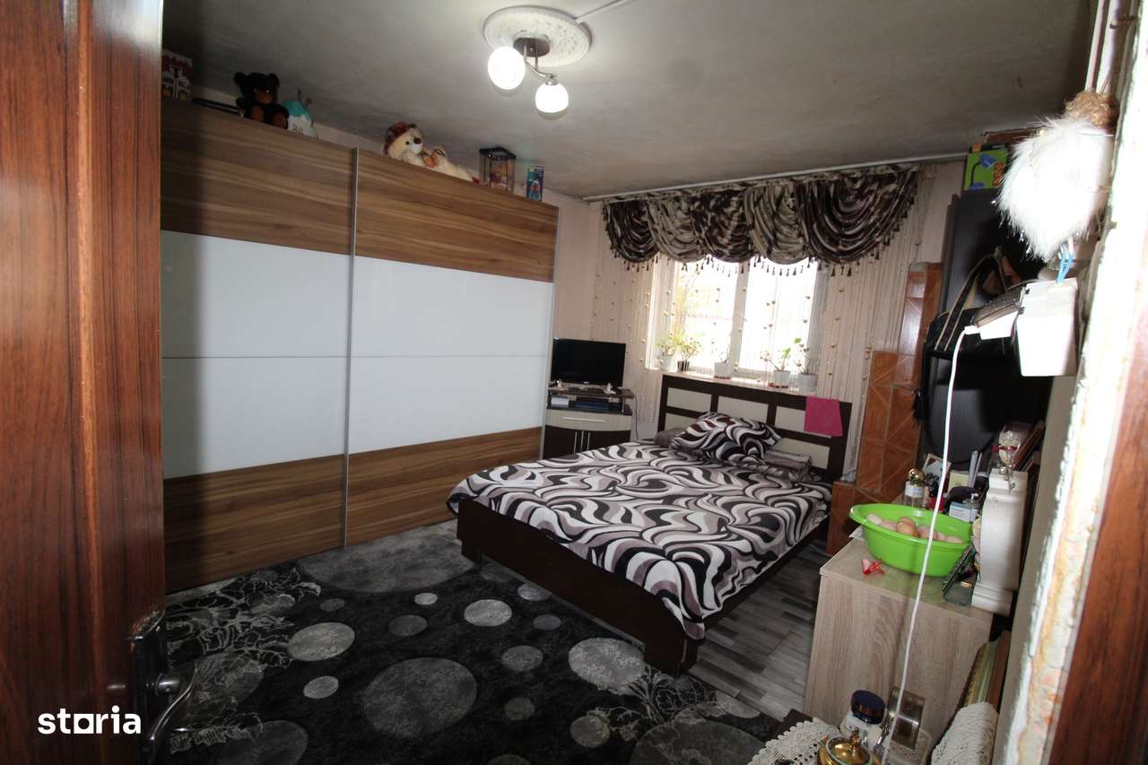 Casă Oras Țicleni - Imagine principală: 3/10