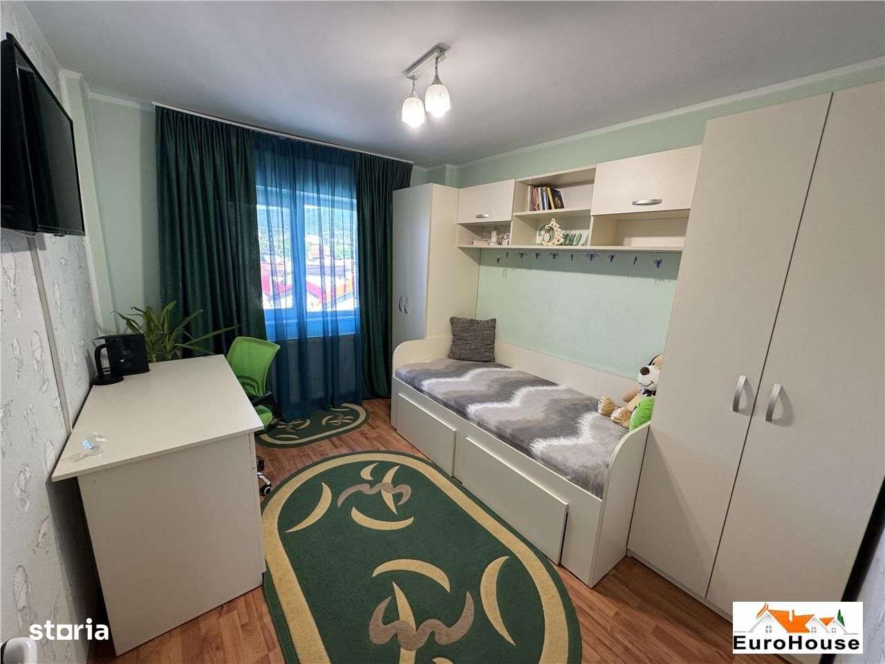 Apartament cu 4 camere de vanzare in Alba Iulia - Imagine principală: 4/19