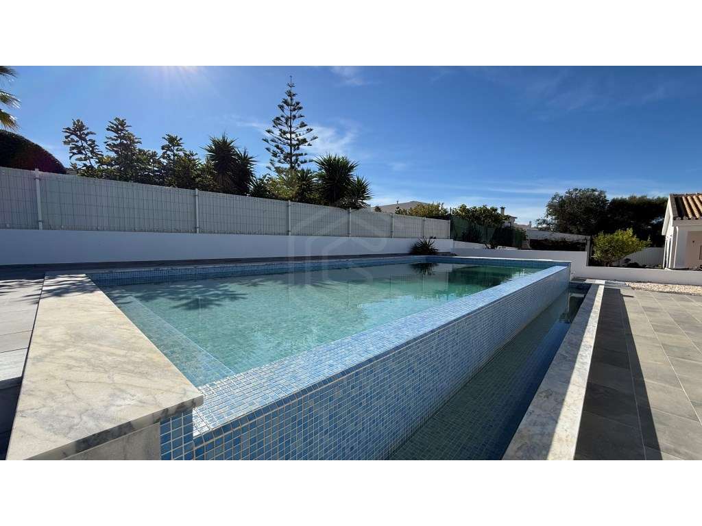 Moradia isolada com piscina em Portimão - Grande imagem: 5/27