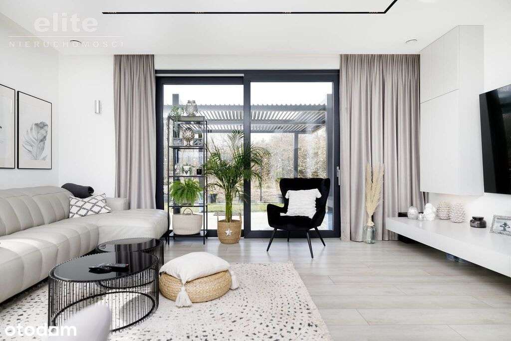 Śliczny wolnostojący dom na sprzedaż 5 pokojowy-7