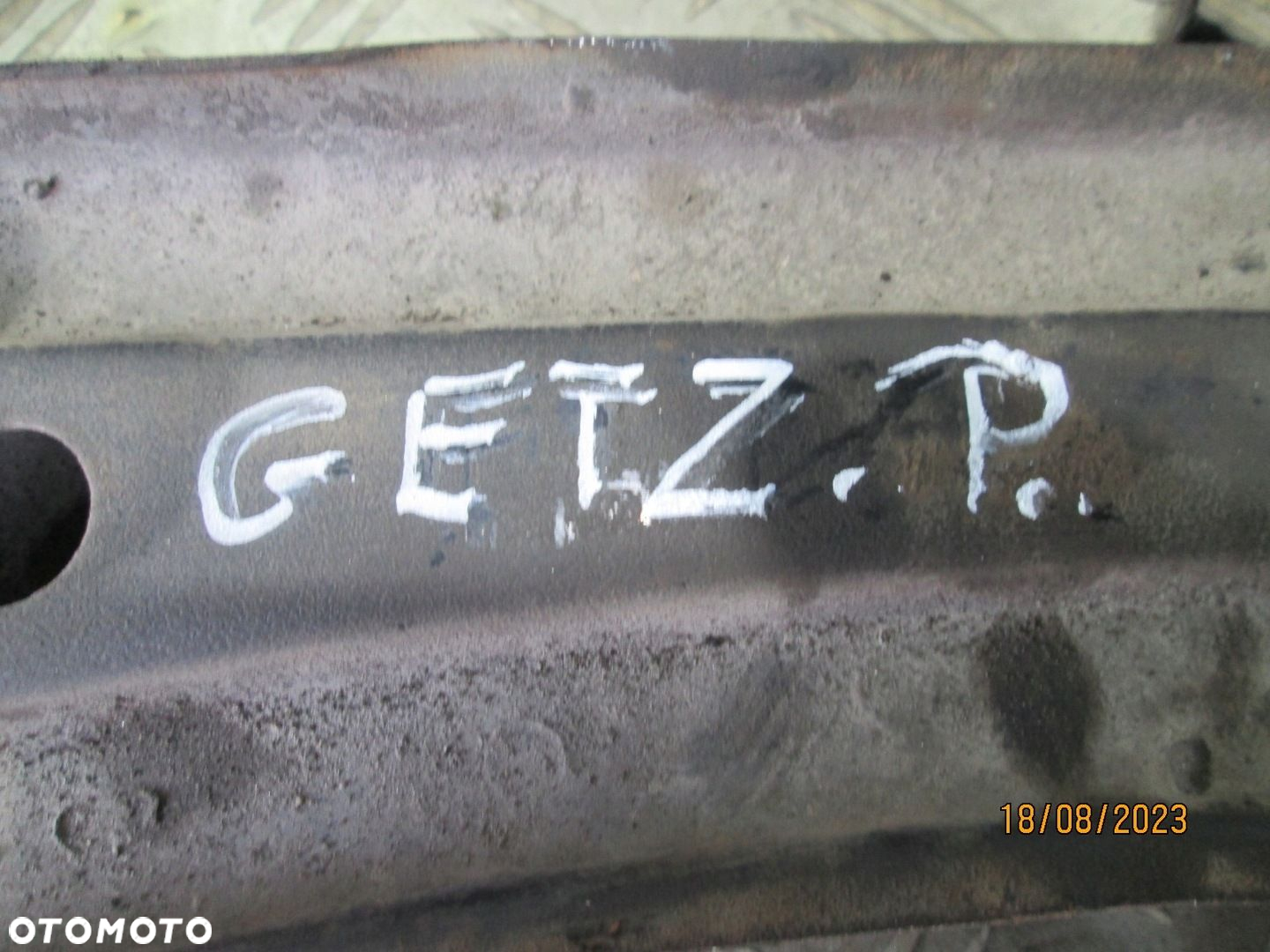 WAHACZ PRAWY PRZÓD HYUNDAI GETZ 02-05 - 2