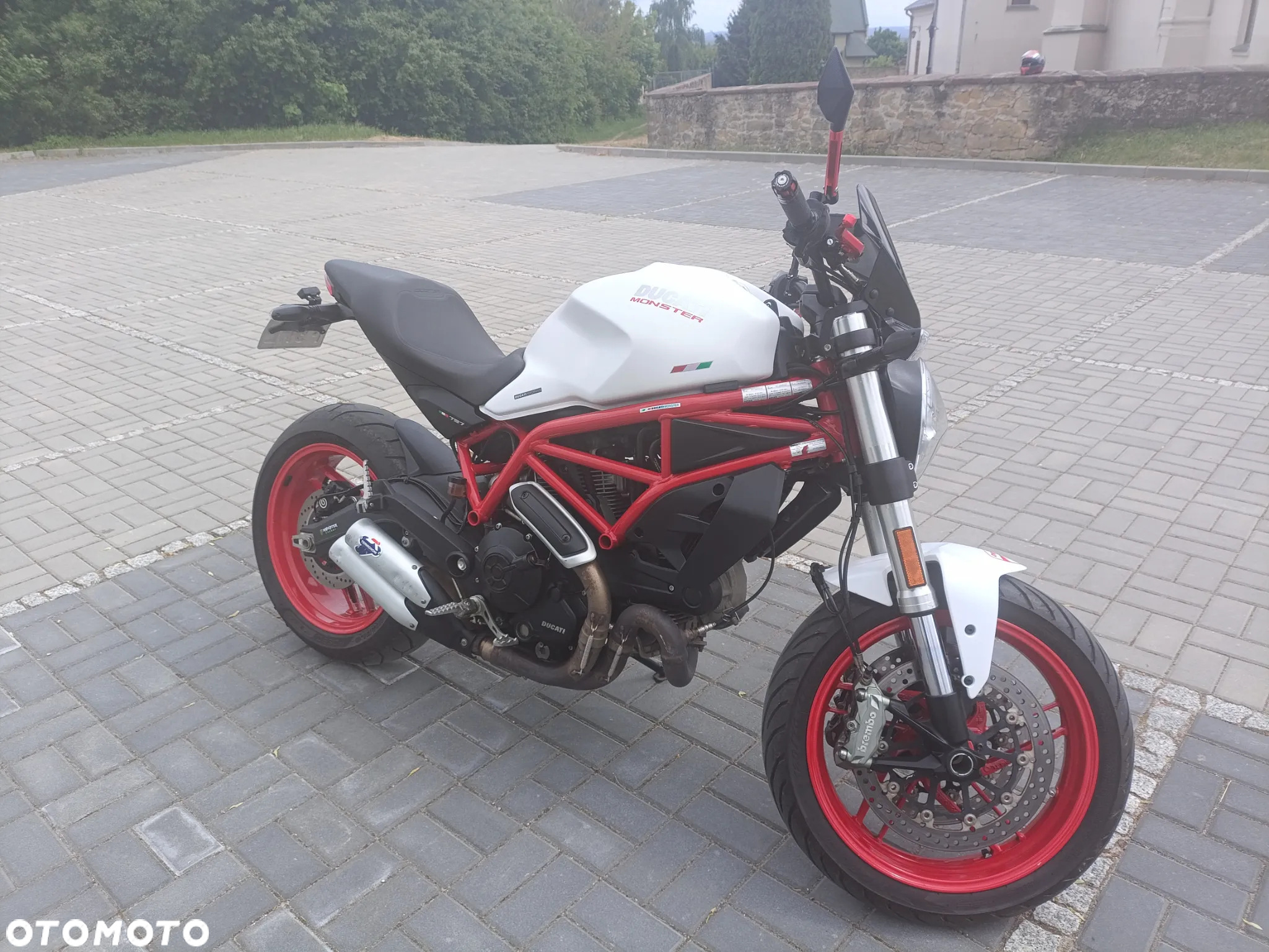 Ducati Monster - 20