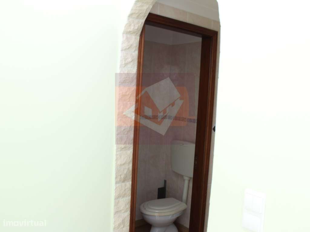 Loja para arrendamento na Serra da Helena, Casal de Cambra - Grande imagem: 4/10