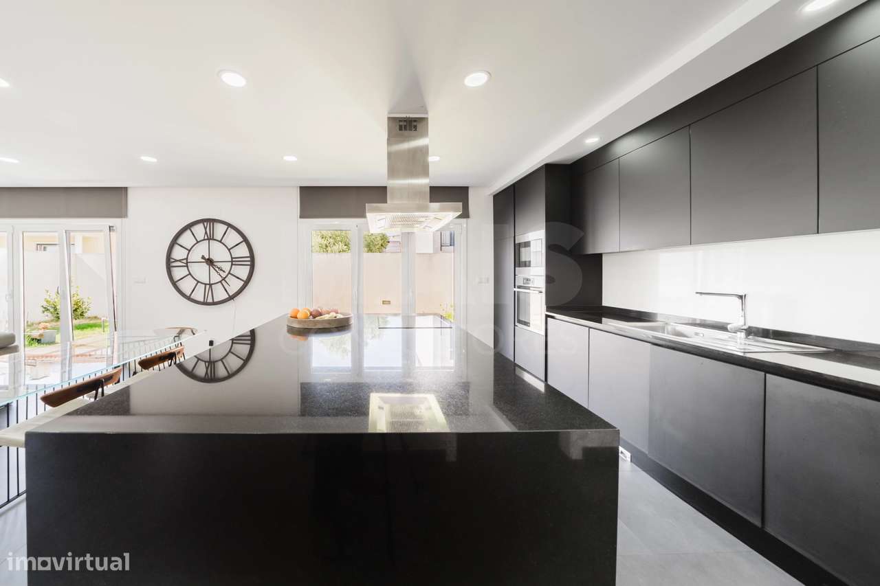 Moradia nova V4 em São João Da Talha - Grande imagem: 5/35