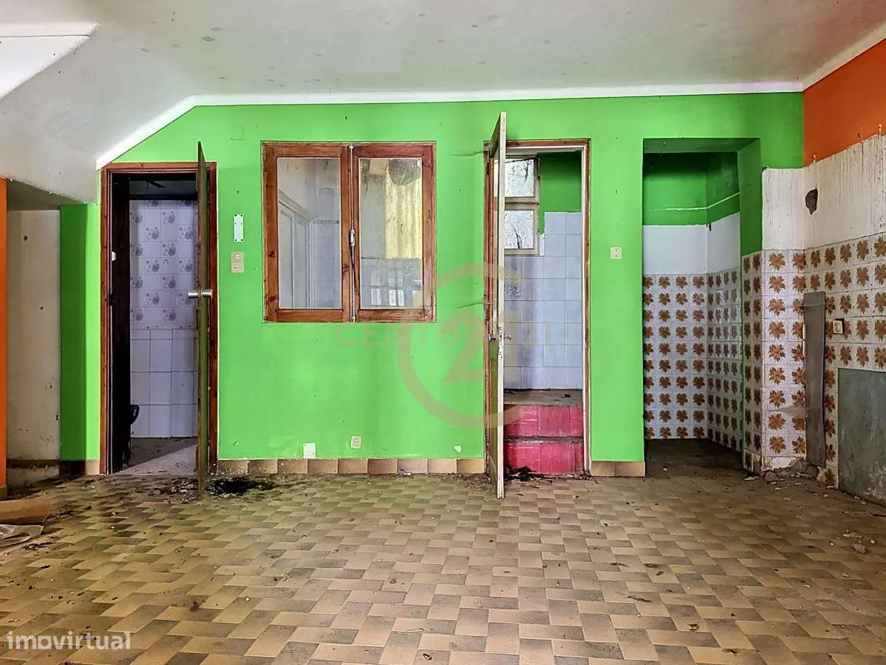 Imóvel para Recuperação com muito potencial em Angra (São Pedro), Ilha-9