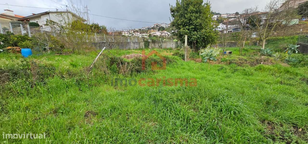 Terreno para construção com 923.36m2 de área construtiva em Rebordões, - Grande imagem: 3/5