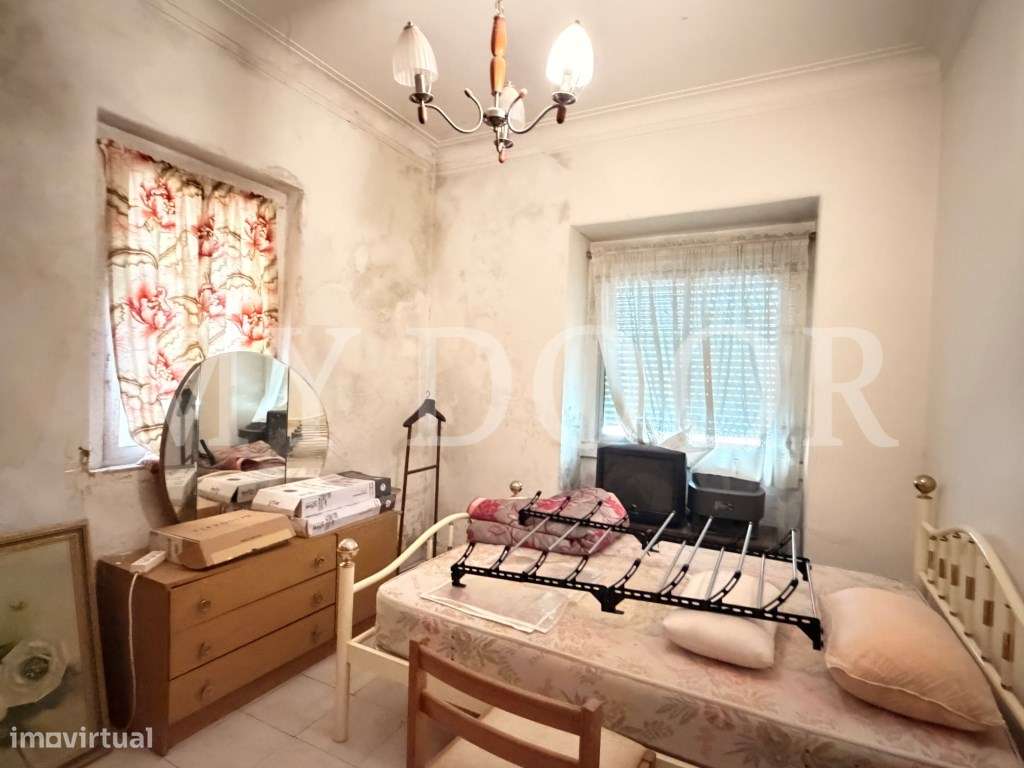 Apartamento T2 - Moscavide - Obras Totais - RCH c/ Terraço-18