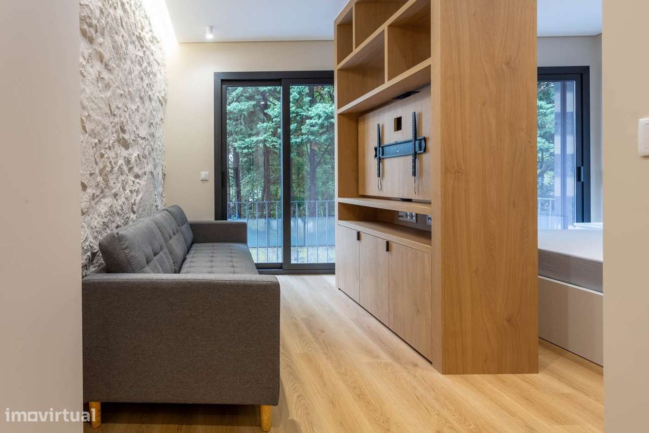 Mobilado e pronto a habitar - Grande imagem: 4/22