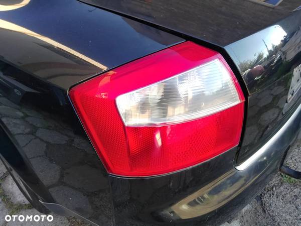 Lampa tylna lewa AUDI A4 B6 sedan EU - 2