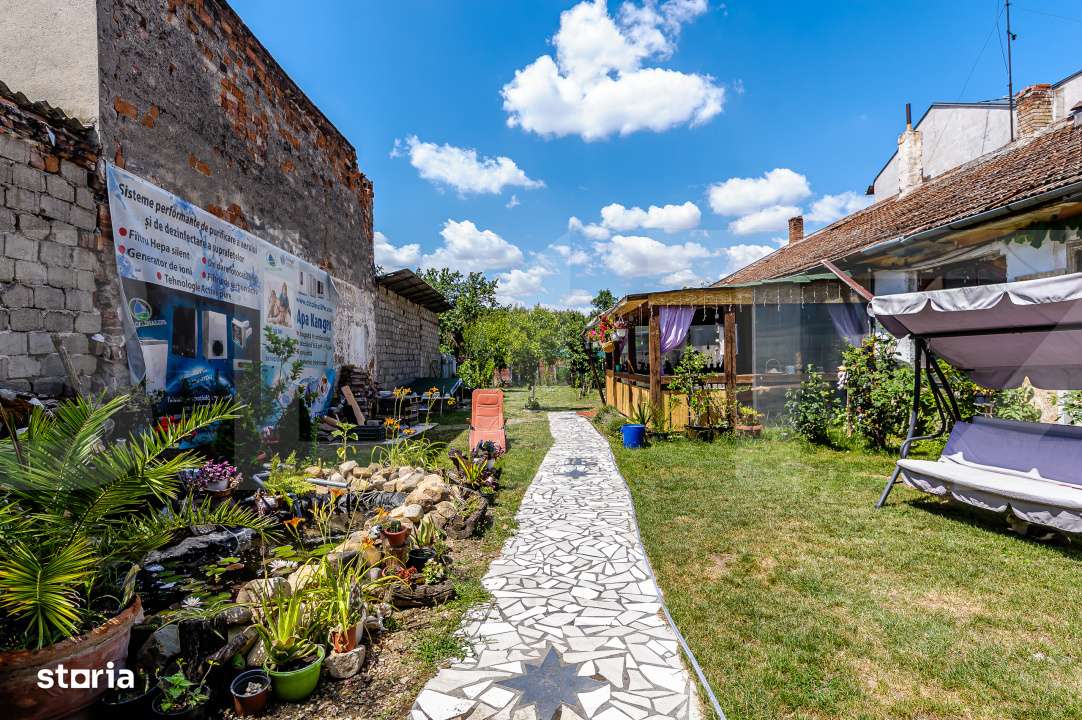 Casa de vanzare, 700 mp, teren de 1015 mp, strada Andrei Saguna - Imagine principală: 3/9