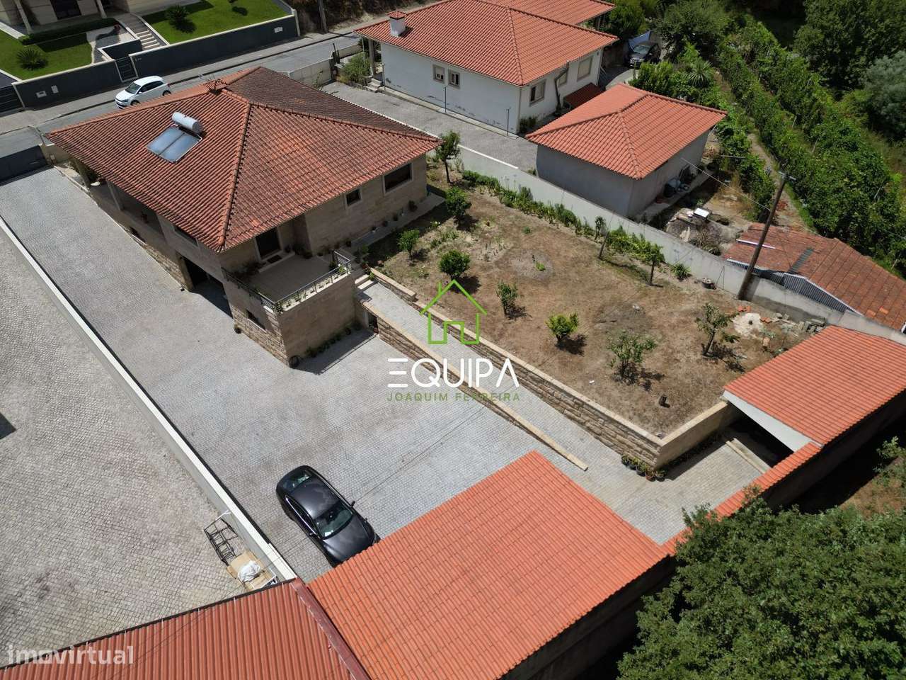 MORADIA ISOLADA T3+T2-4