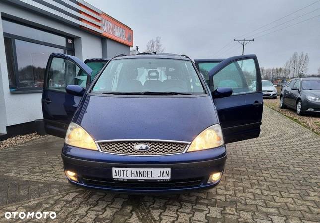 Ford Galaxy - 26