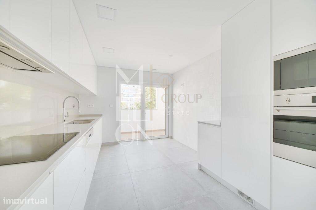 Fabuloso T3 Novo a estrear com varandas e garagem box a 5 min de carro - Grande imagem: 5/34