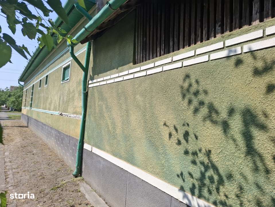 CASĂ MARE in Nadlac cu teren generos 2095mp-8