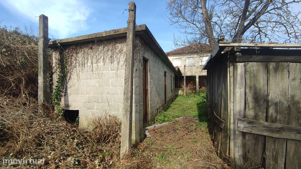 Moradia individual, com terreno, em Rendufe, Amares-31