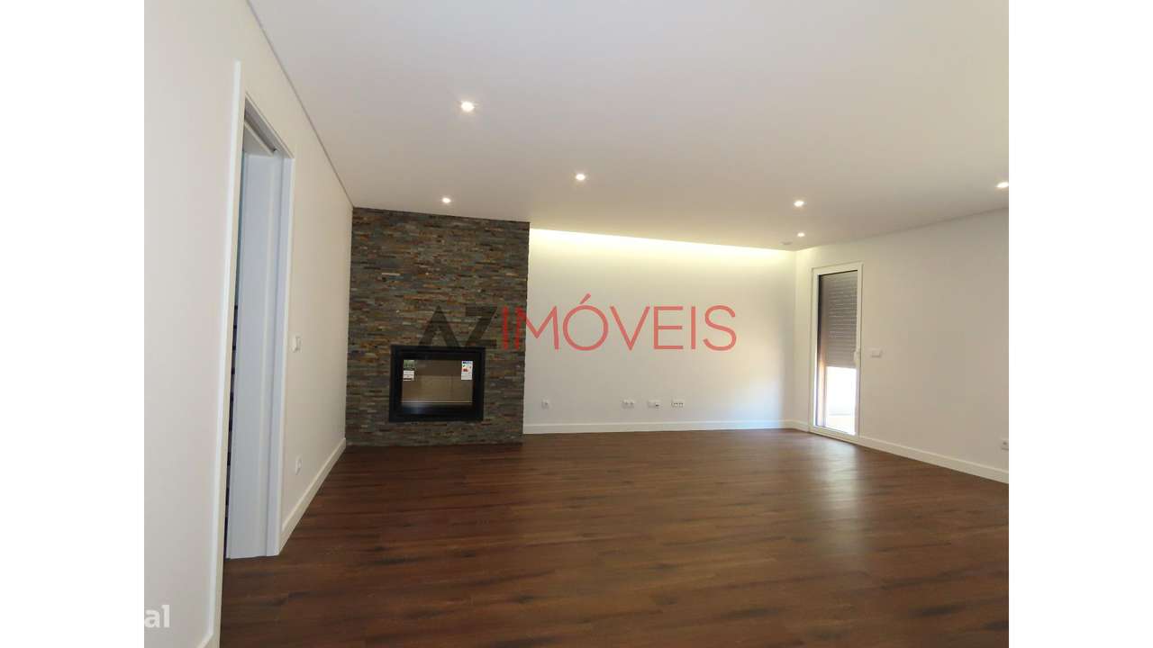 MORADIA NOVA  T3 NO CENTRO DE LEIRIA - Grande imagem: 5/47