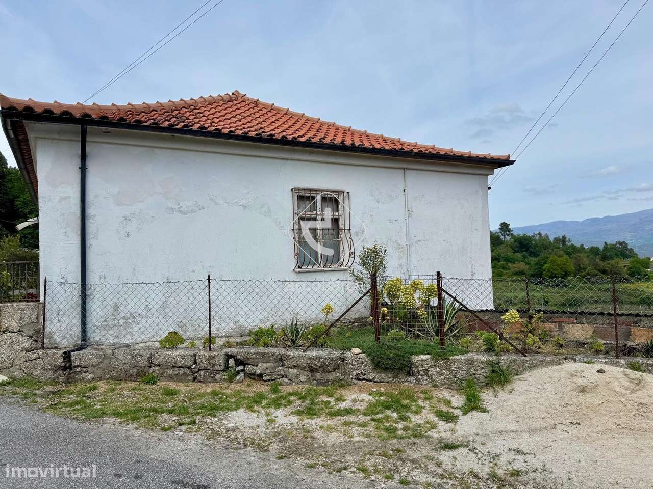 Moradia T3 em Vila Fonche-11