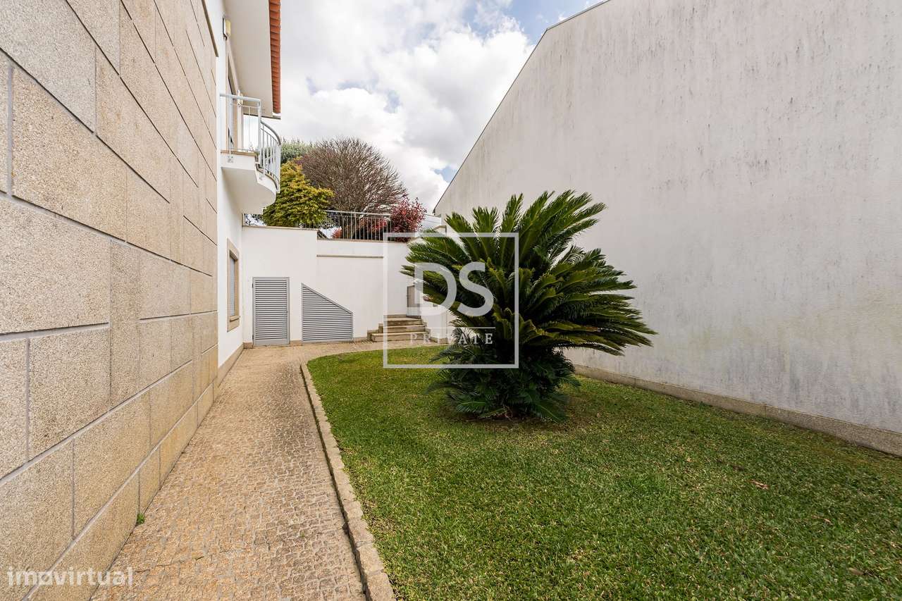 Moradia de luxo, isolada, com vistas desafogadas-52