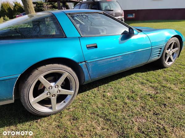 Chevrolet Corvette 5.7 - 12