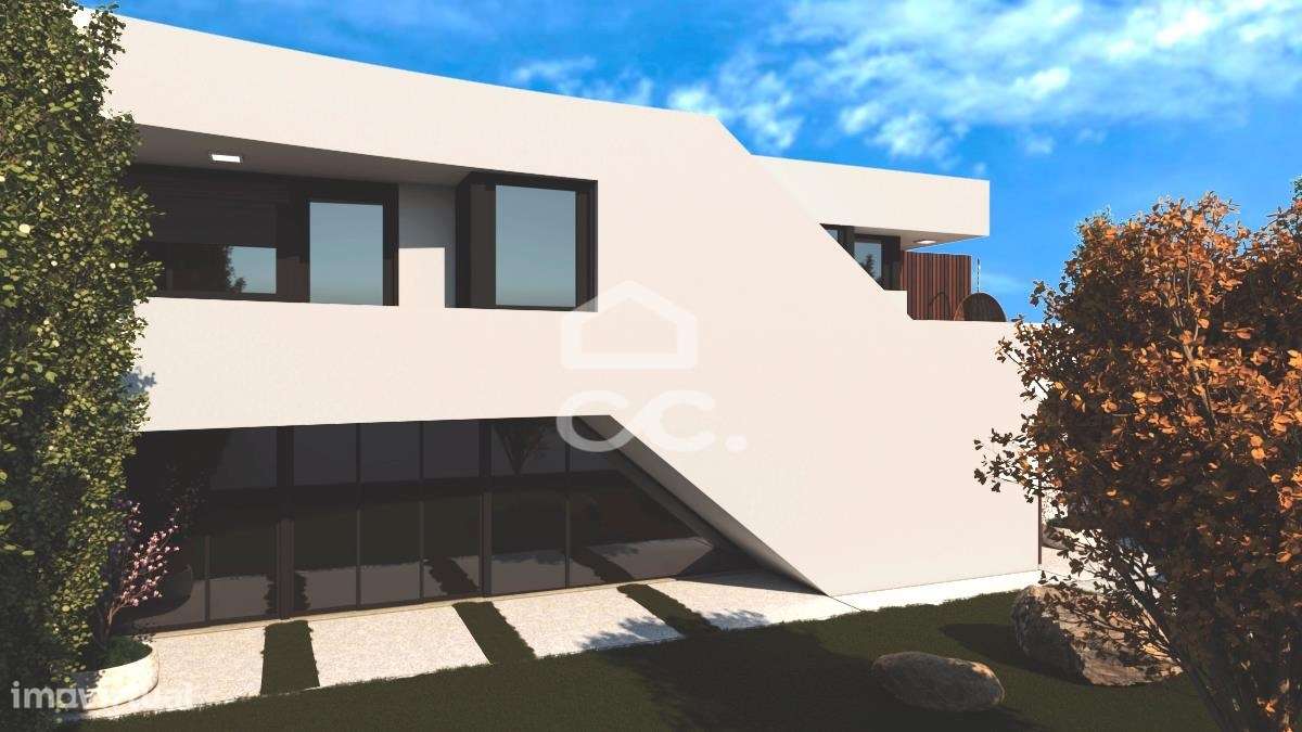 Moradia V4 na avenida principal de Pataias - Grande imagem: 4/17