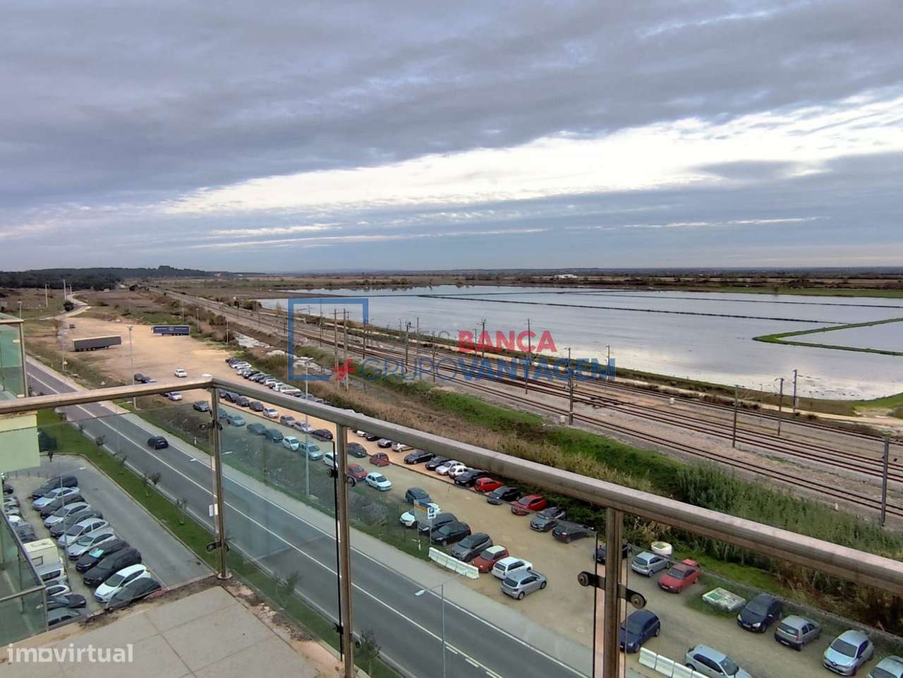 Apartamento T2 a 2 minutos da Estação de Comboios da Azambuja - Grande imagem: 3/13