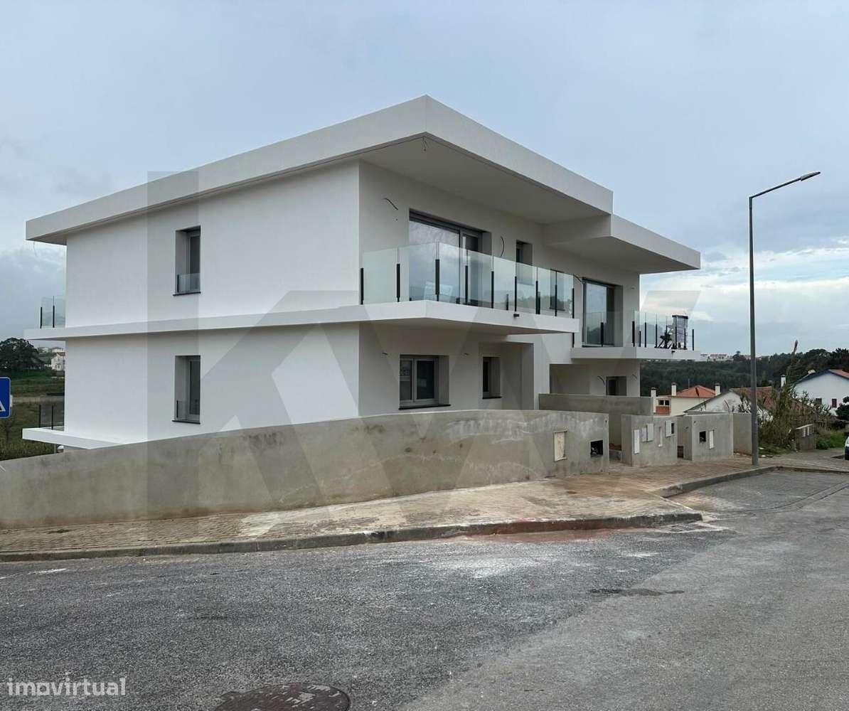Moradia T3 em Fonte Boa dos Nabos na Ericeira-50
