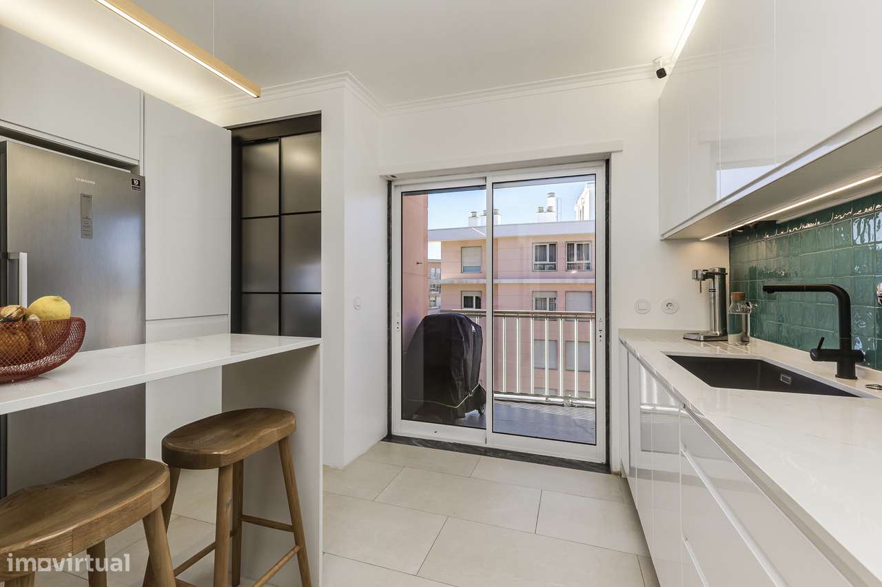 T3 com Garagem em Carnide – Conforto e Localização Privilegiada em Lis-18