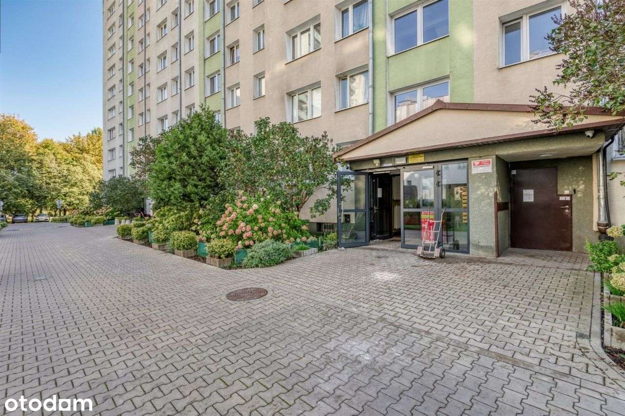 Widok na park! Świetna lokalizacja.-16