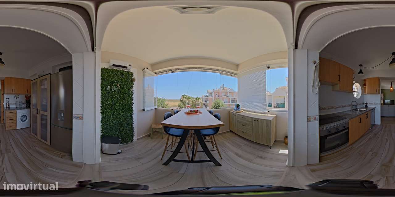 Apartamento T2 com terraço, vista mar e lugar de garagem em Armação de-29