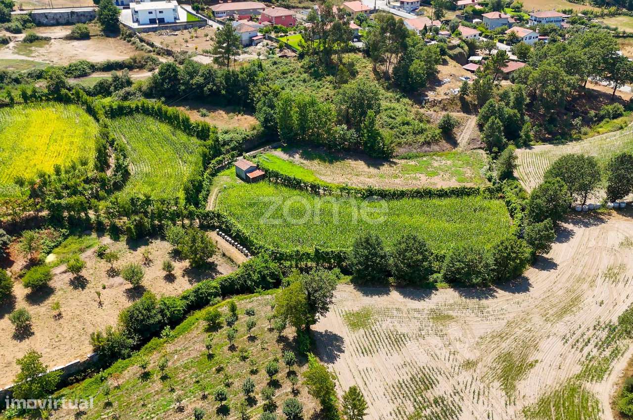Terreno, 2 386 m², São Gens-26