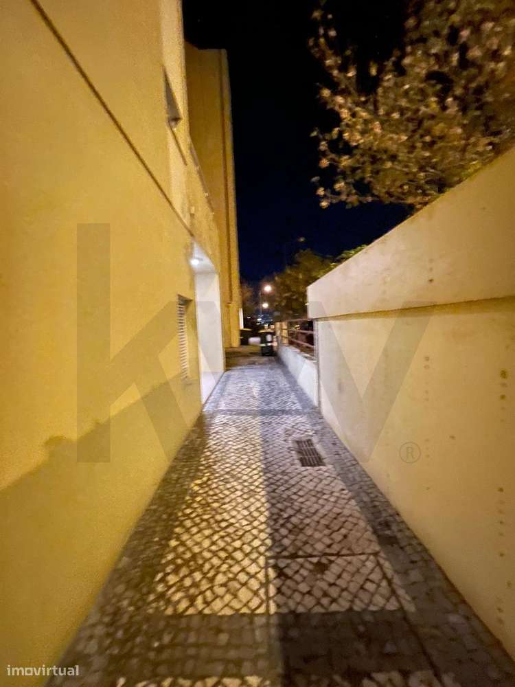 T2 - Lisboa | Alto da Faia | Lumiar | Apartamento ideal para famílias - Grande imagem: 3/25